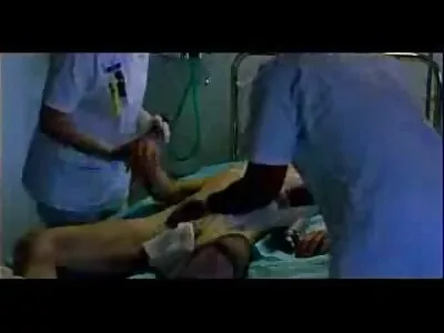 Sophie își arată sânii mari futai cu amatori