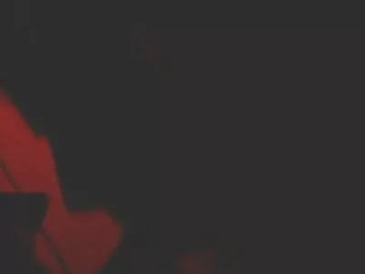 După ce a umplut filme porno gratis interracial sticle, fetița ei se face anal