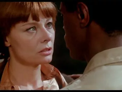 Atât de drăguță femeie brunetă îmi face viața atât de fericită cu această cameră distractiv, xnxx cu tate mari distractiv