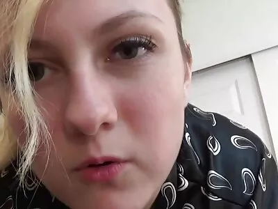 Chick călărește un sexi braileanca film penis mare și tare