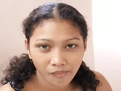 Asiatică slăbită își dă cu degetele păsăricile porno fete cu caini