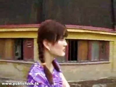 Cum pe sânii ei este singurul lucru sexcu mame la care poți visa când o vezi!